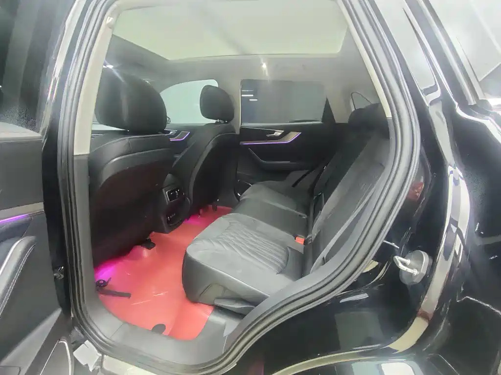 HONGQI HS5 2022