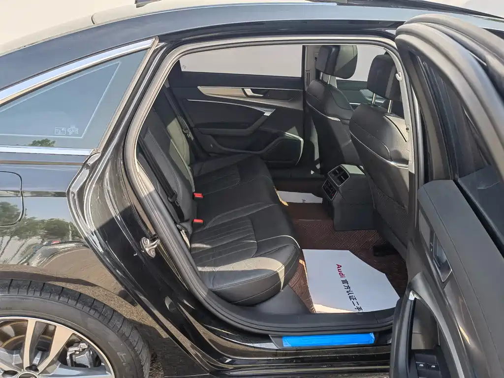 AUDI A6L 2021