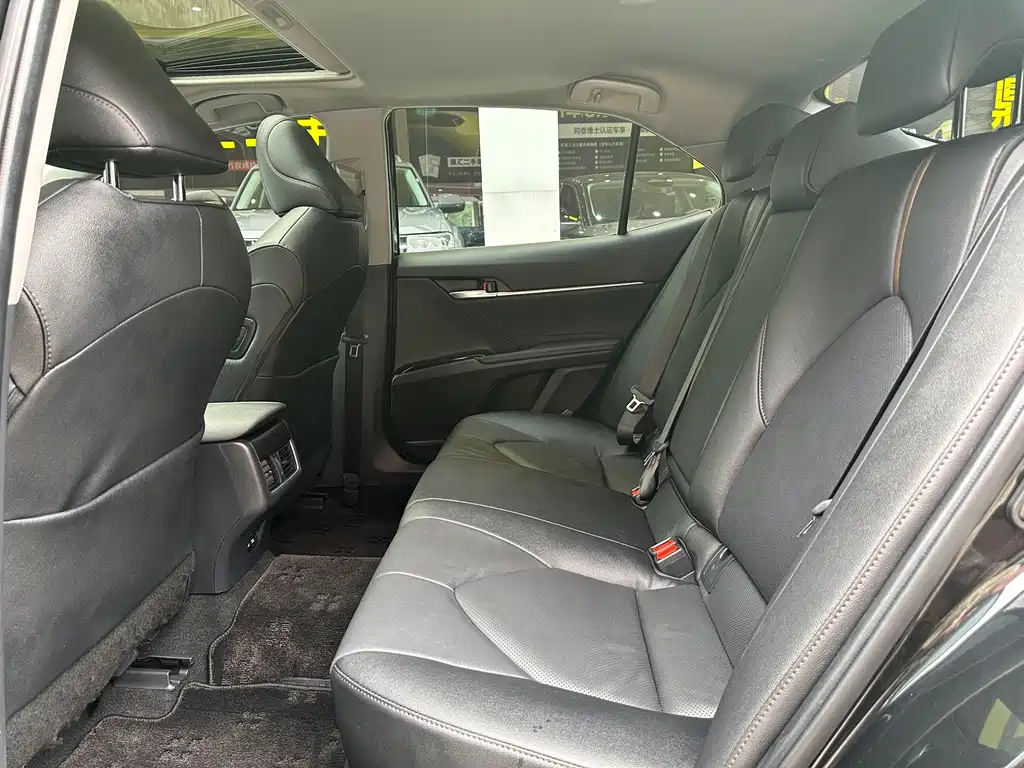 TOYOTA CAMRY 2023