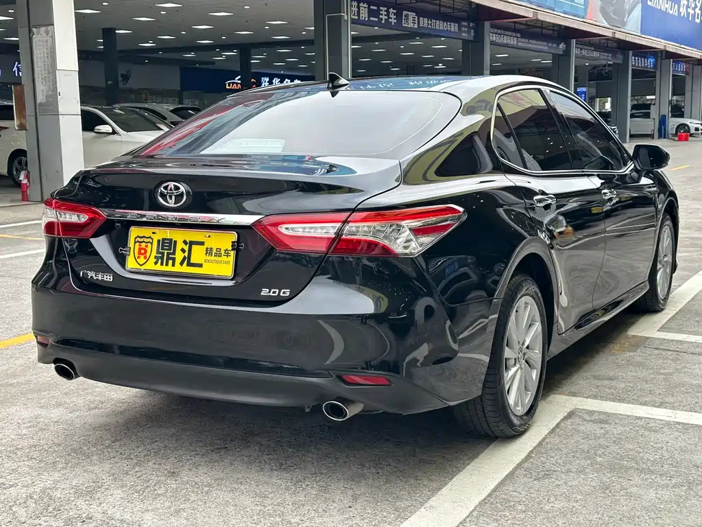 TOYOTA CAMRY 2023