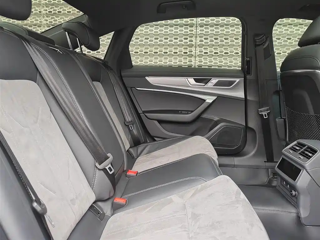 AUDI A6L 2023