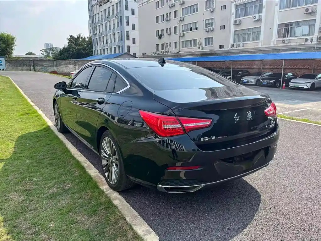 HONGQI H5 2020