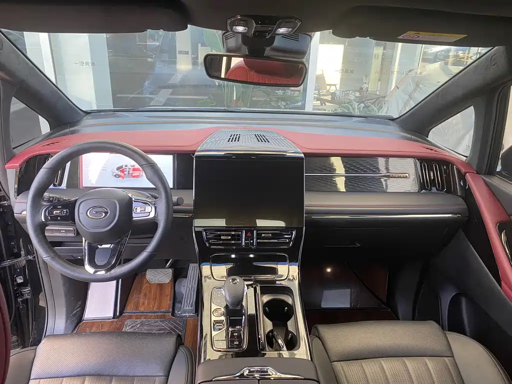 TRUMPCHI M8 2023