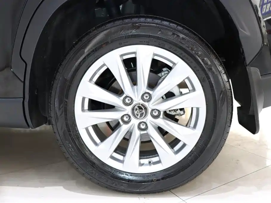 TOYOTA COROLLA CROSS 2023