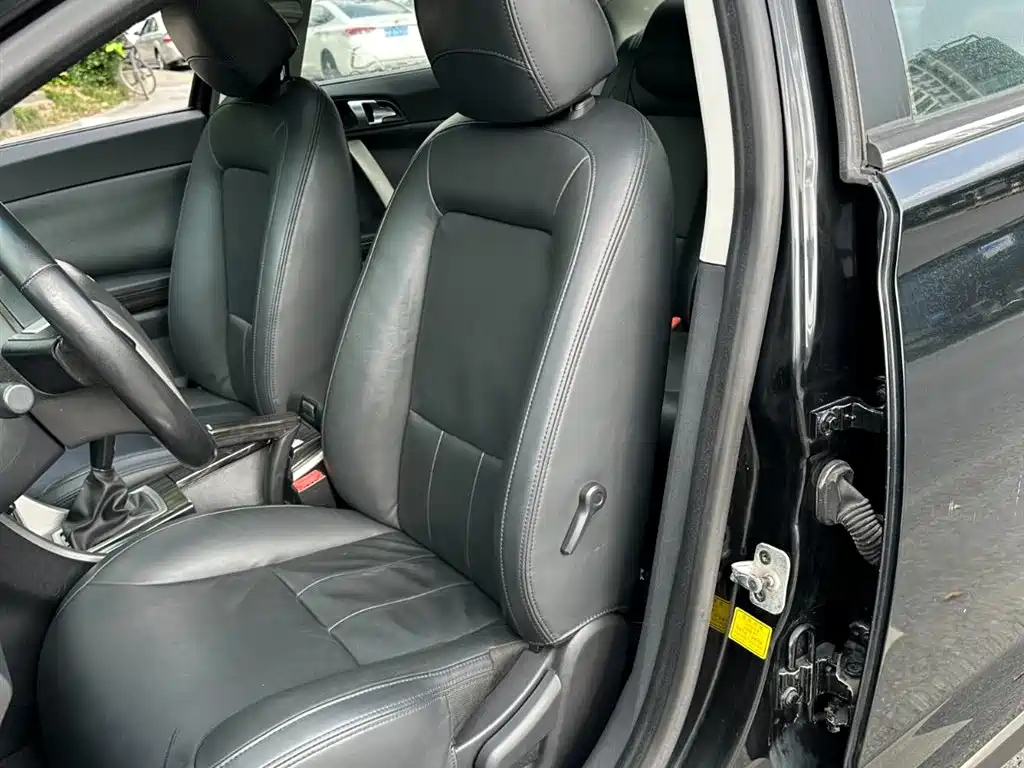 ROEWE 550 2011