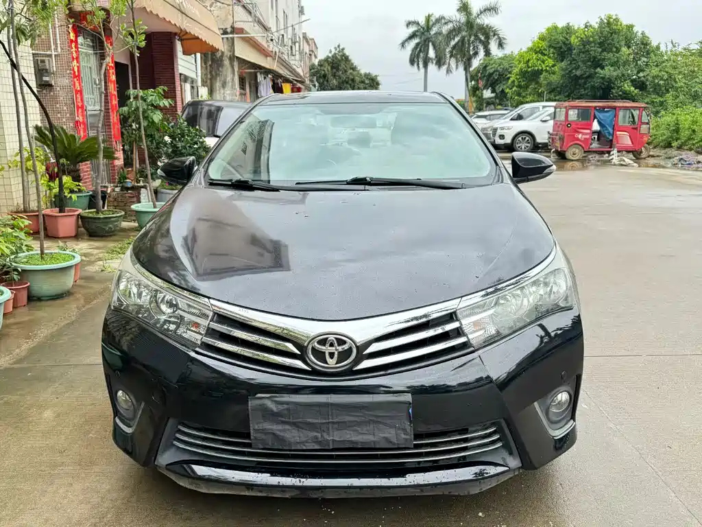 TOYOTA COROLLA 2014