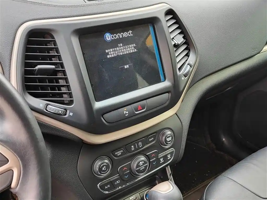 JEEP CHEROKEE 2019