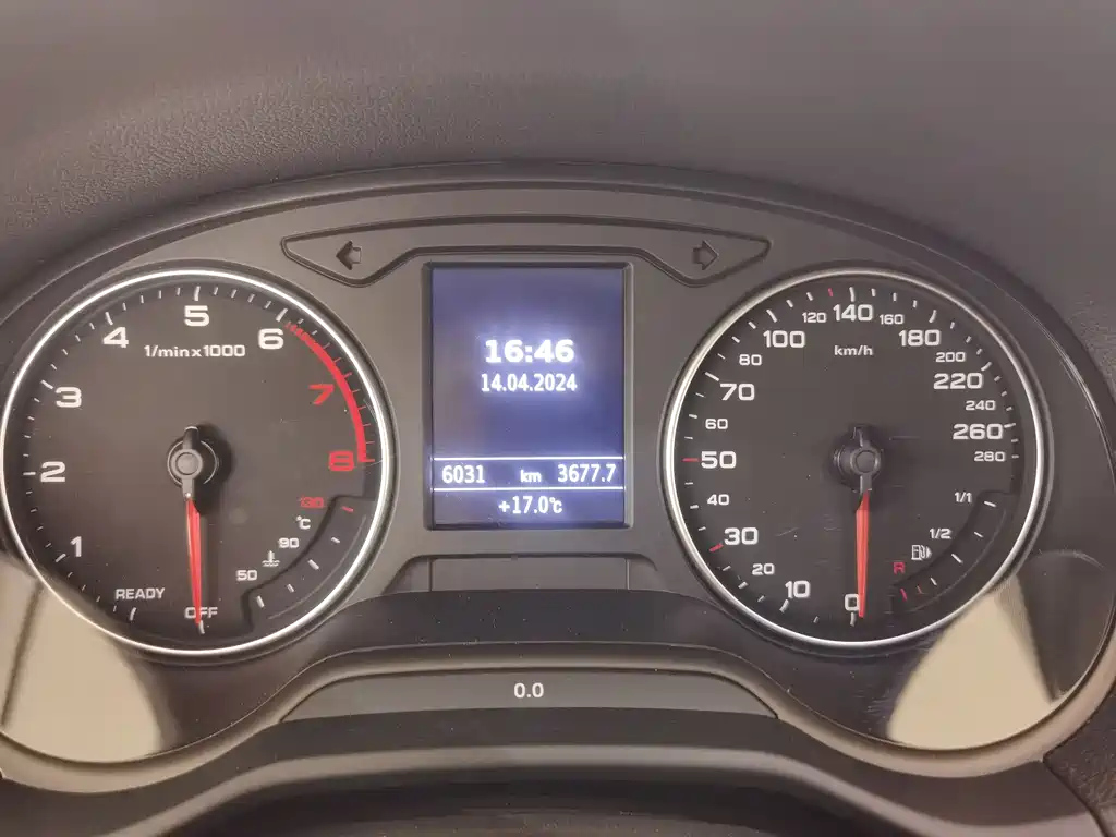 AUDI Q2L 2023