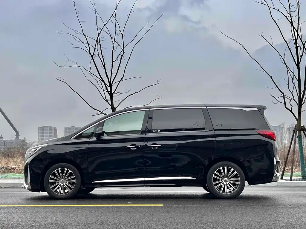 TRUMPCHI M8 2021