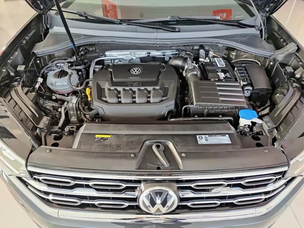 VOLKSWAGEN TAYRON 2021
