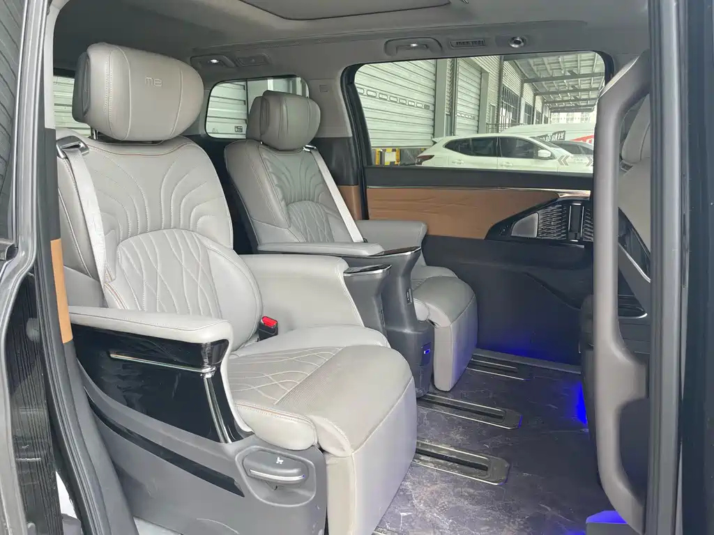 TRUMPCHI M8 2023
