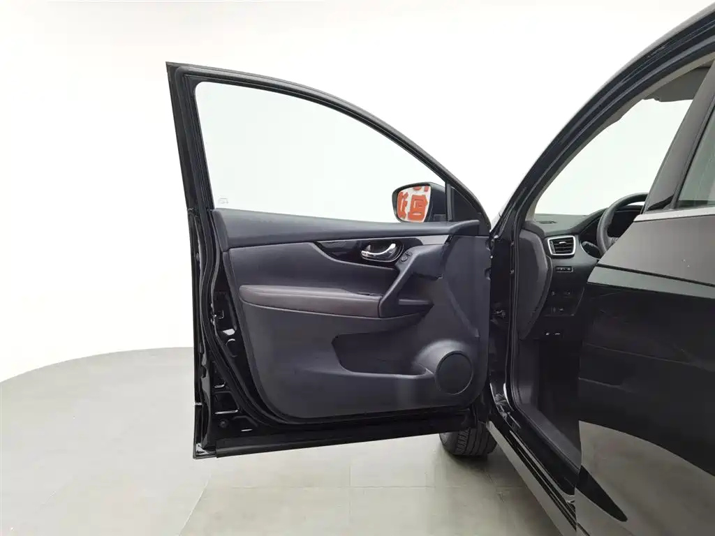 NISSAN QASHQAI 2021
