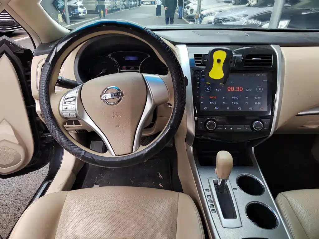 NISSAN TEANA 2018