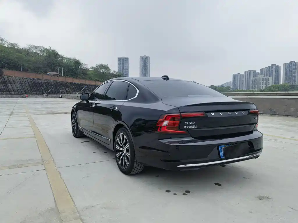 VOLVO S90 2020