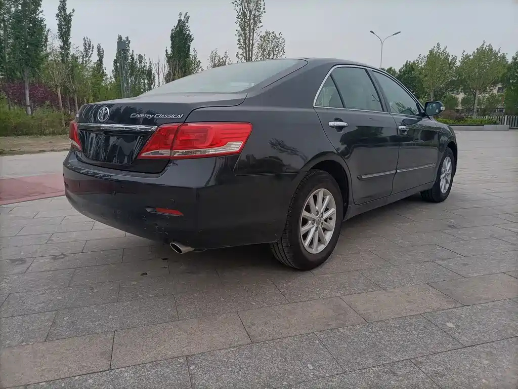TOYOTA CAMRY 2016