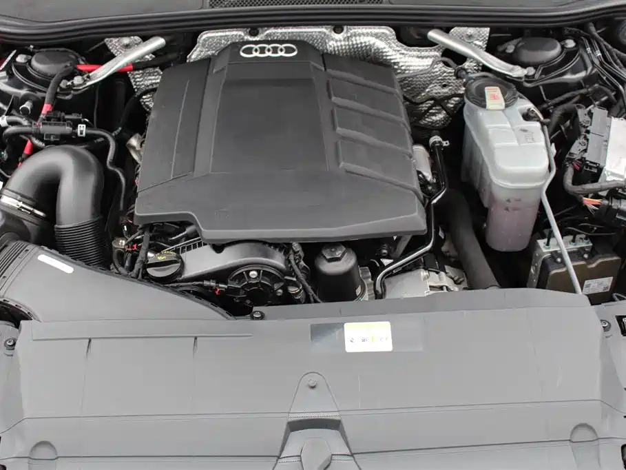 AUDI A6L 2021
