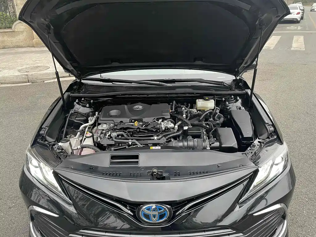 TOYOTA CAMRY 2021
