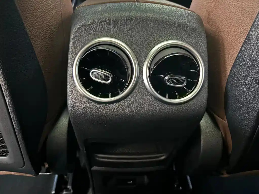 MERCEDES BENZ GLB 2022