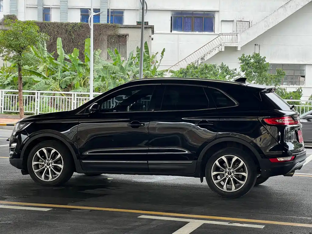 LINCOLN MKC 2016