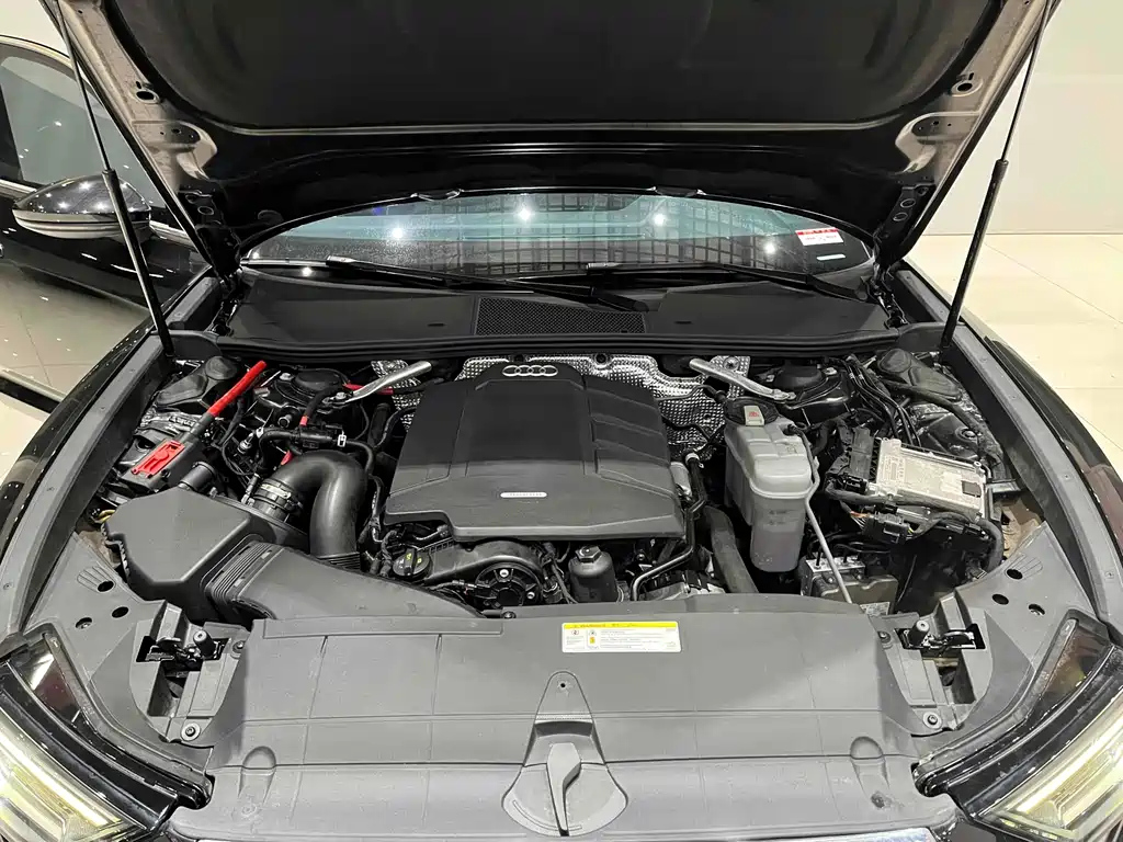 AUDI A6L 2019