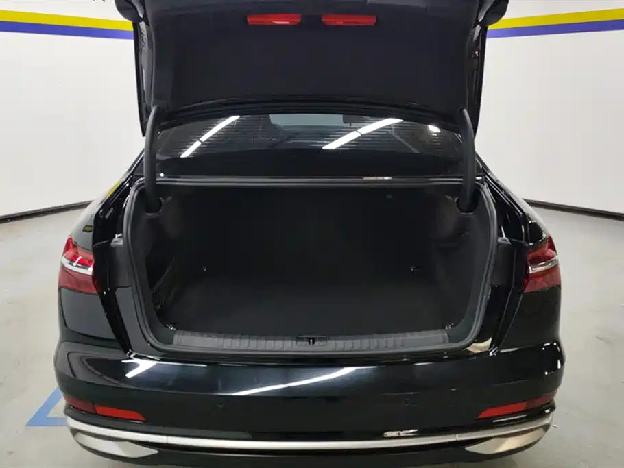 AUDI A6L 2023
