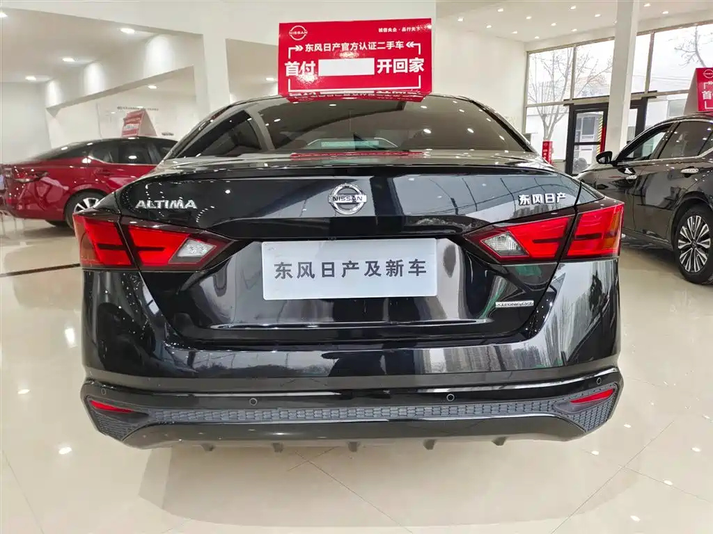 NISSAN TEANA 2021