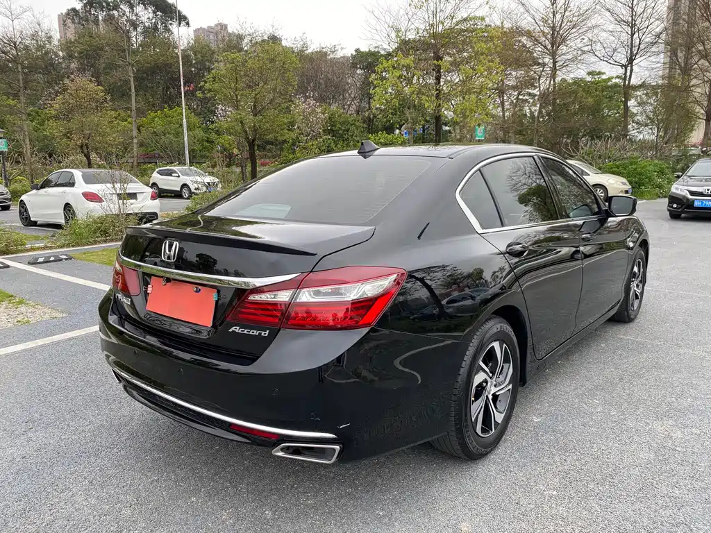 HONDA ACCORD 2017