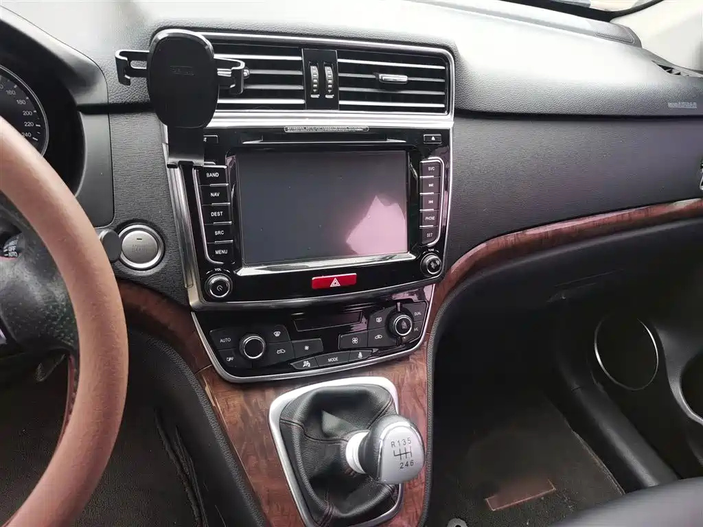 HAVAL H6 2015