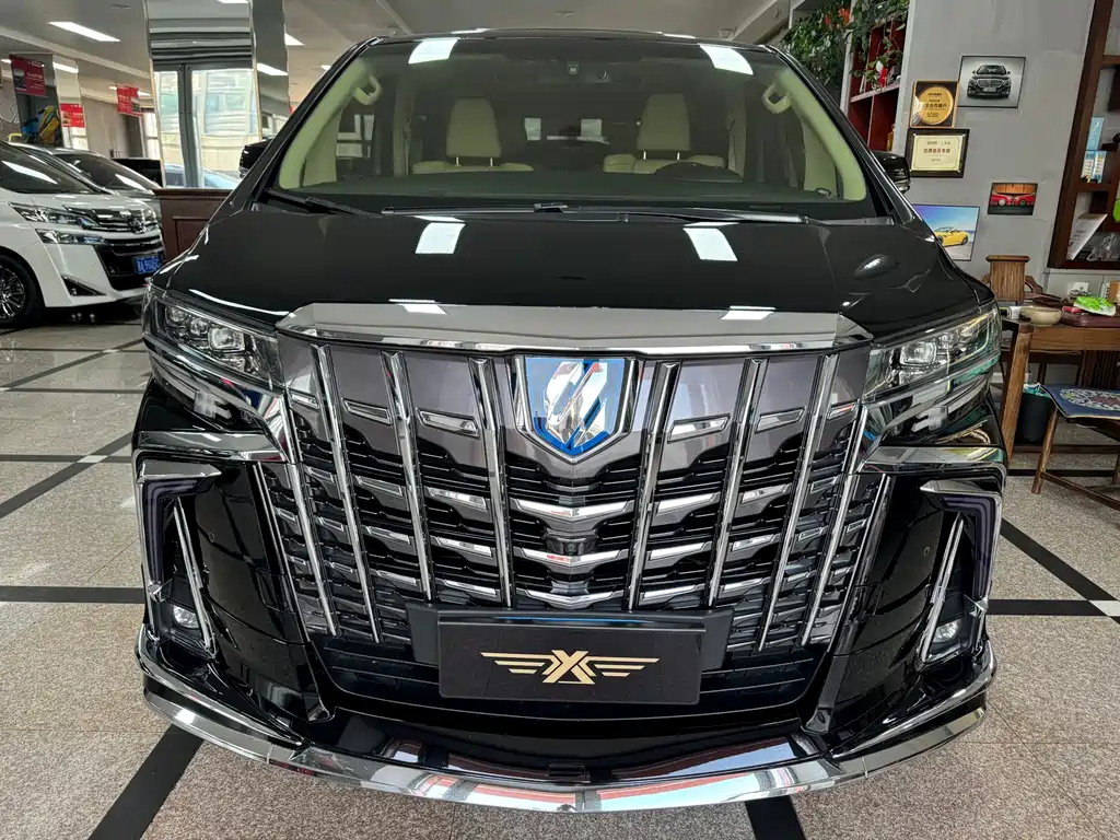TOYOTA ALPHARD 2017