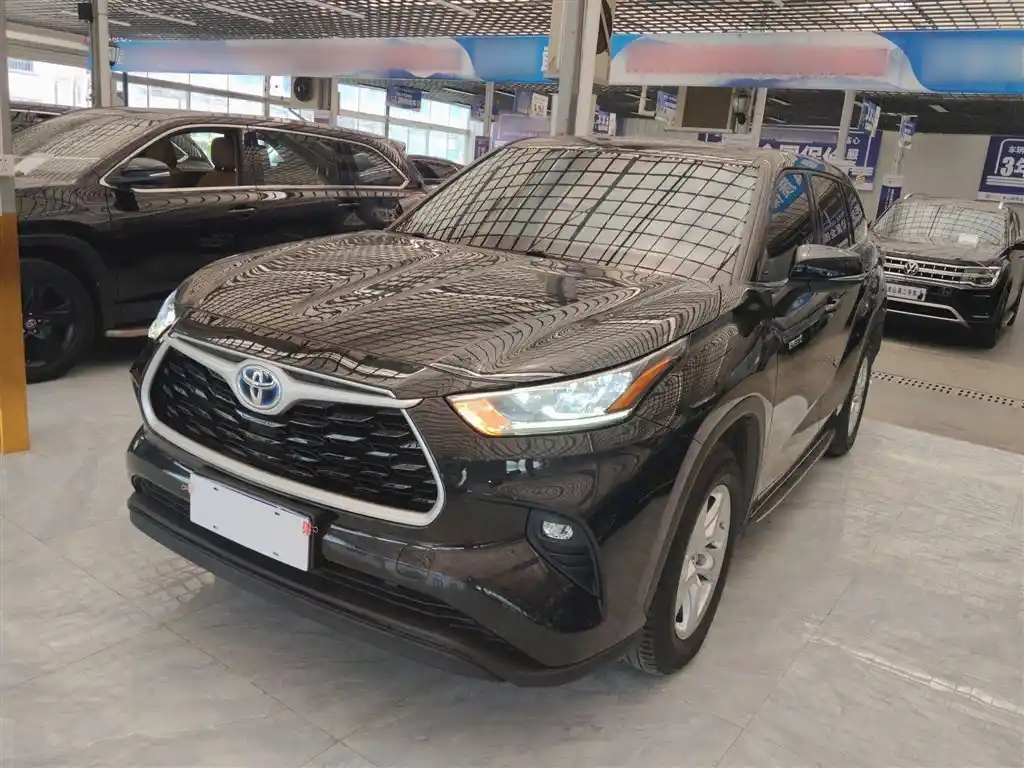 TOYOTA HIGHLANDER 2022