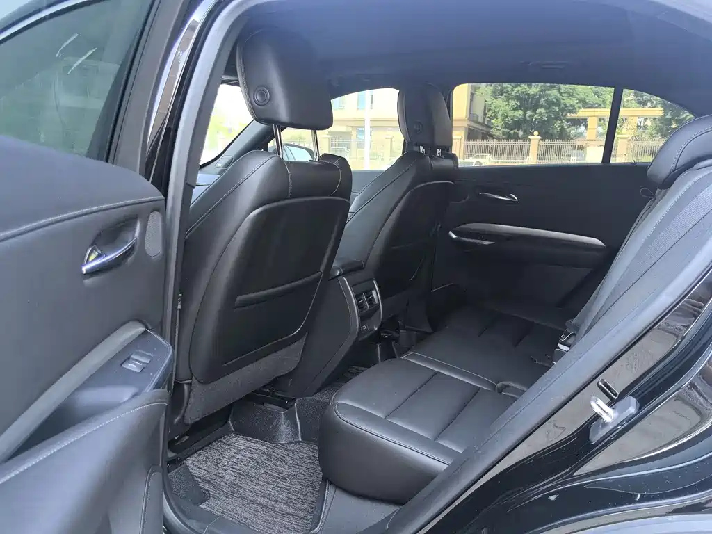 CADILLAC XT4 2020