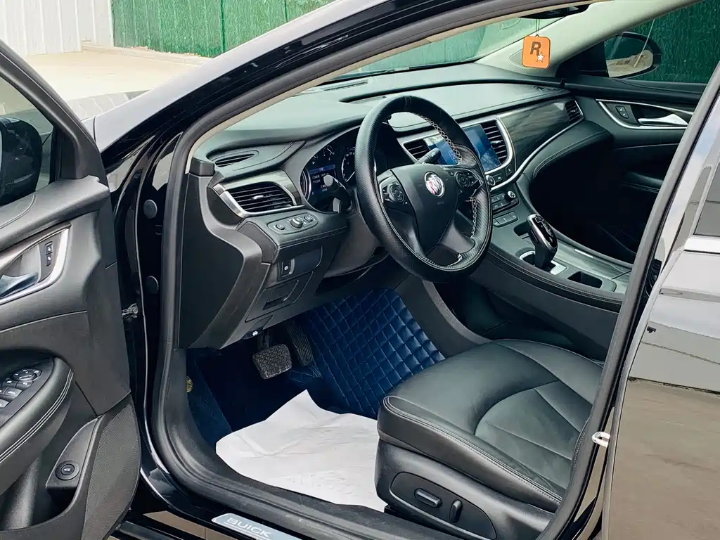 BUICK LACROSSE 2021
