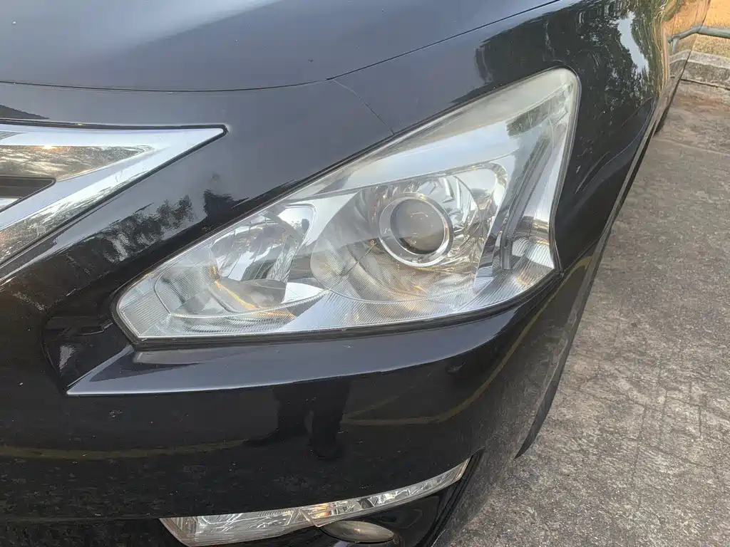 NISSAN TEANA 2016