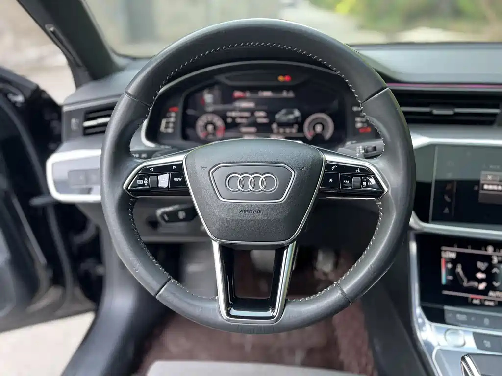 AUDI A6L 2020