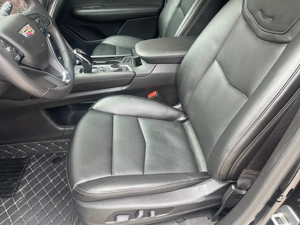 CADILLAC XT6 2020