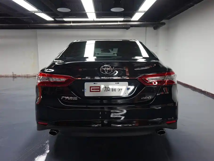 TOYOTA CAMRY 2021