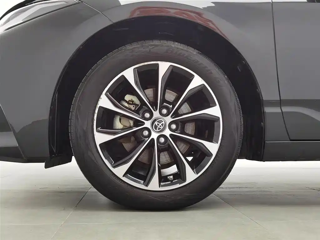 TOYOTA AVALON 2022