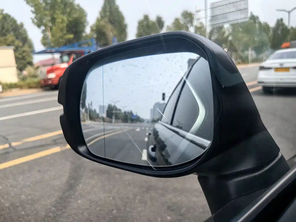 HONDA AVANCIER 2017