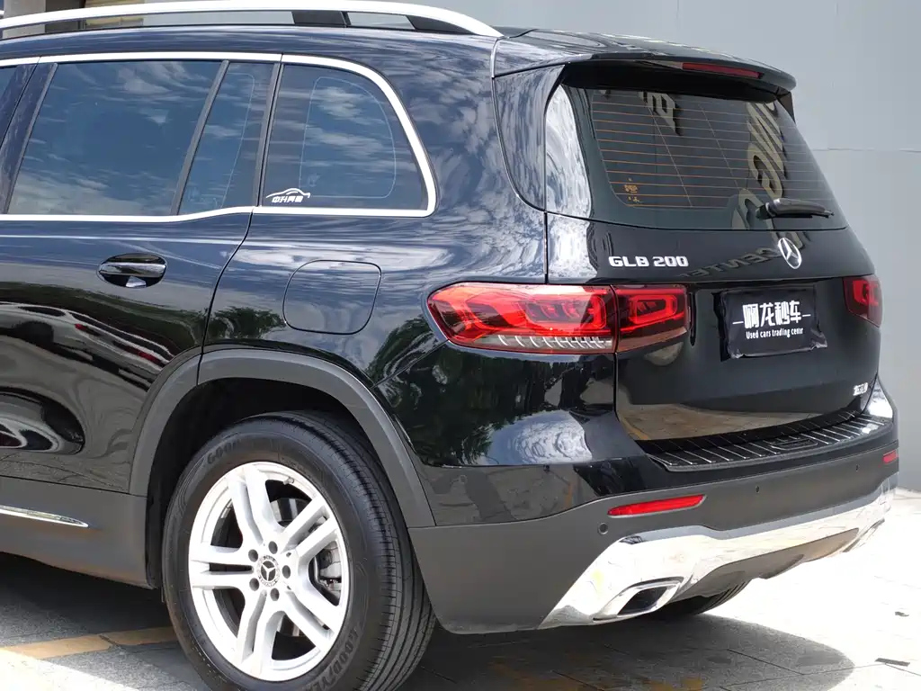 MERCEDES BENZ GLB 2022