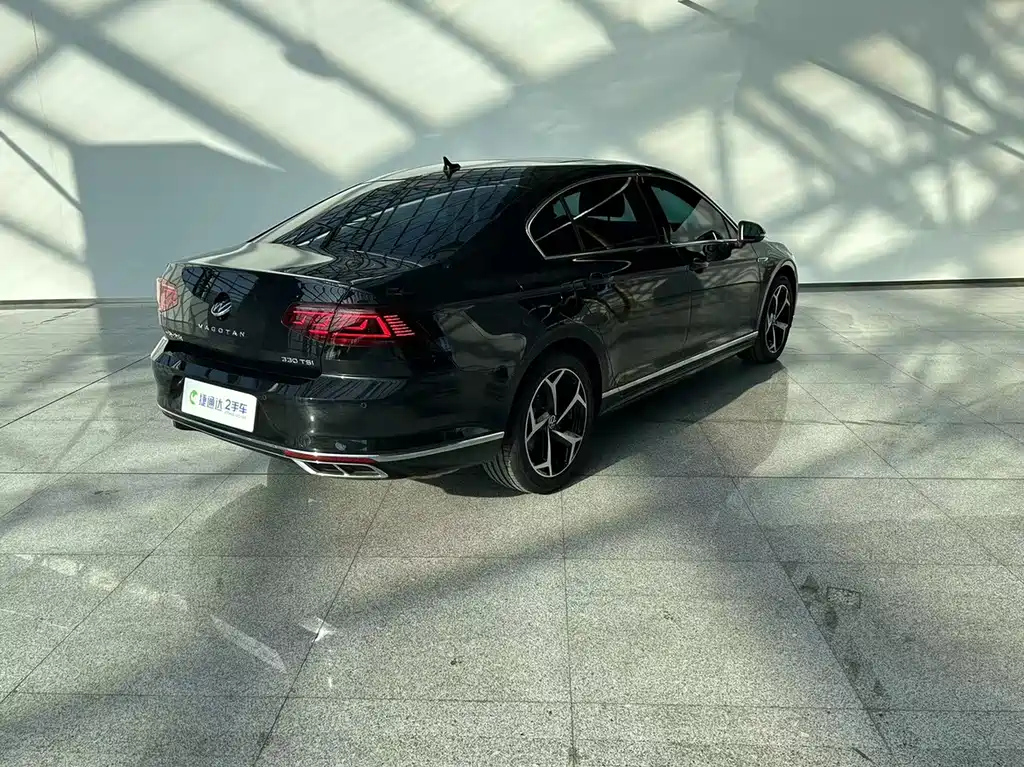 VOLKSWAGEN MAGOTAN 2024