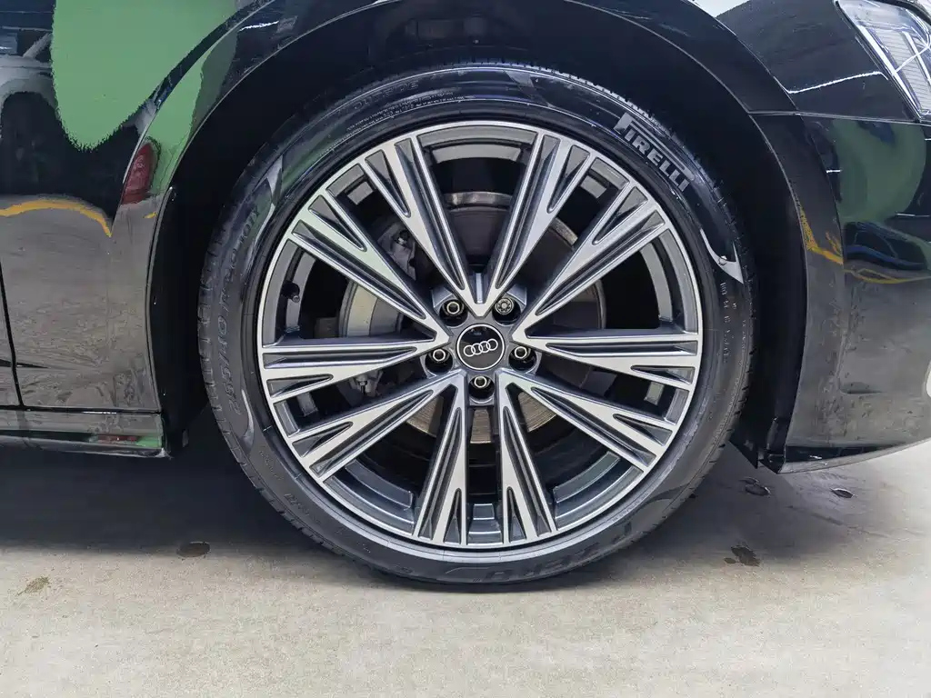 AUDI A6L 2023