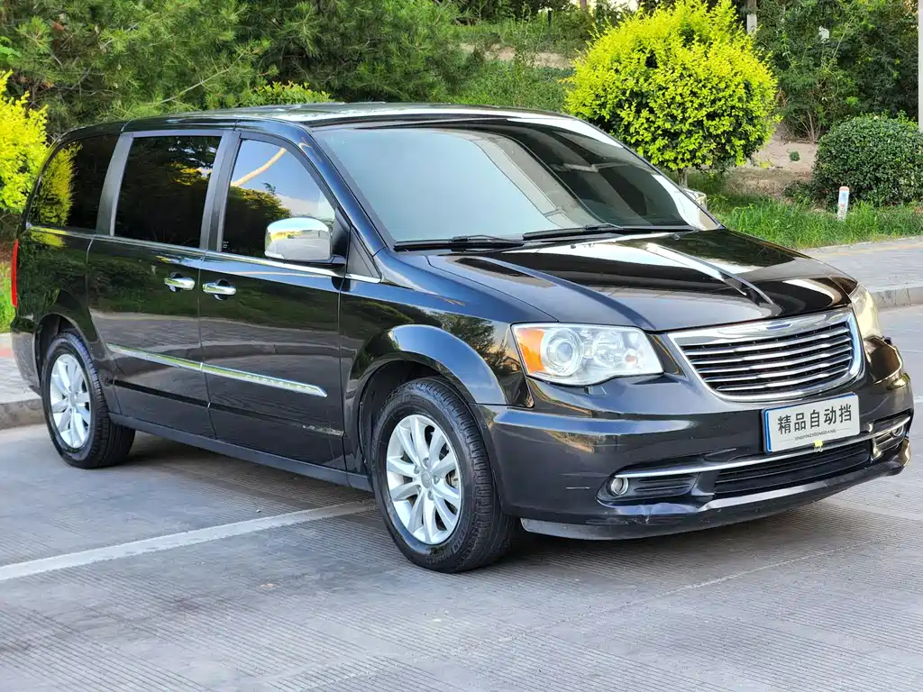 CHRYSLER OTHER 2017