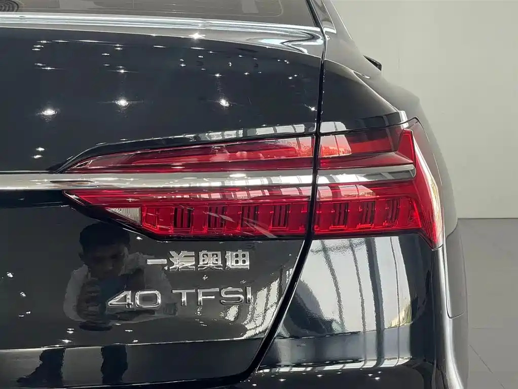 AUDI A6L 2021