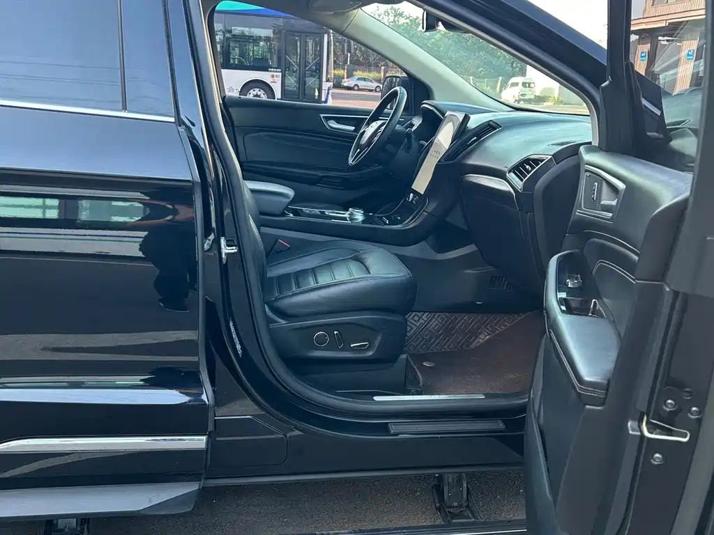 FORD EDGE 2020