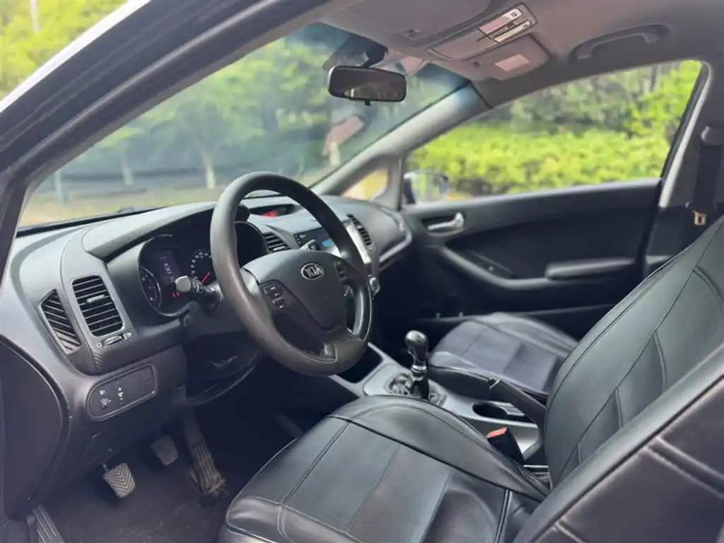 KIA K3 2015