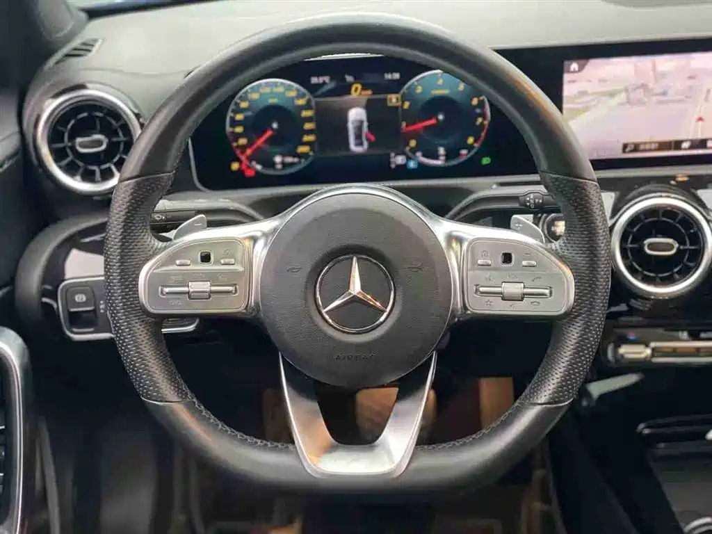MERCEDES BENZ A-CLASS 2019