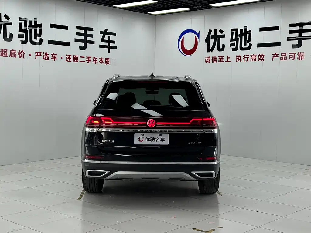 VOLKSWAGEN TOURAN 2022