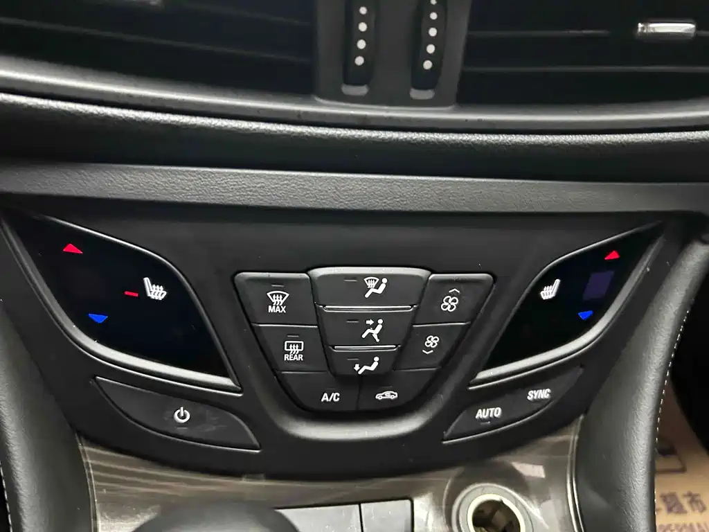 BUICK ENVISION 2020