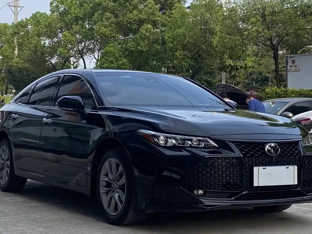 TOYOTA AVALON 2020