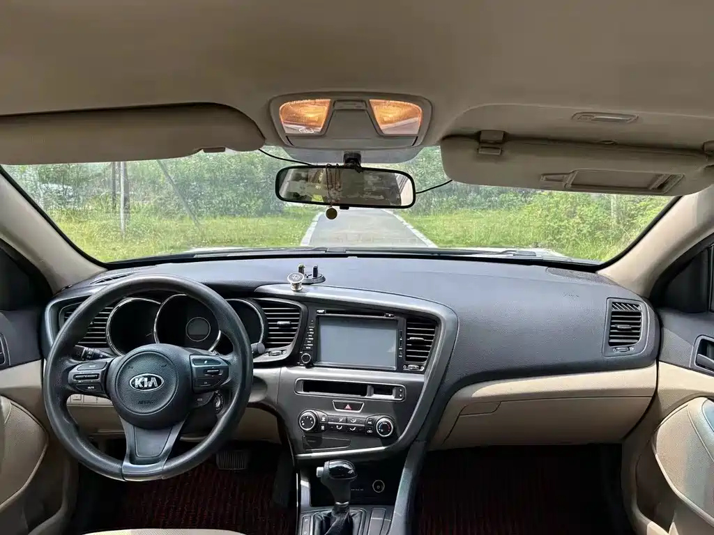KIA K5 2017